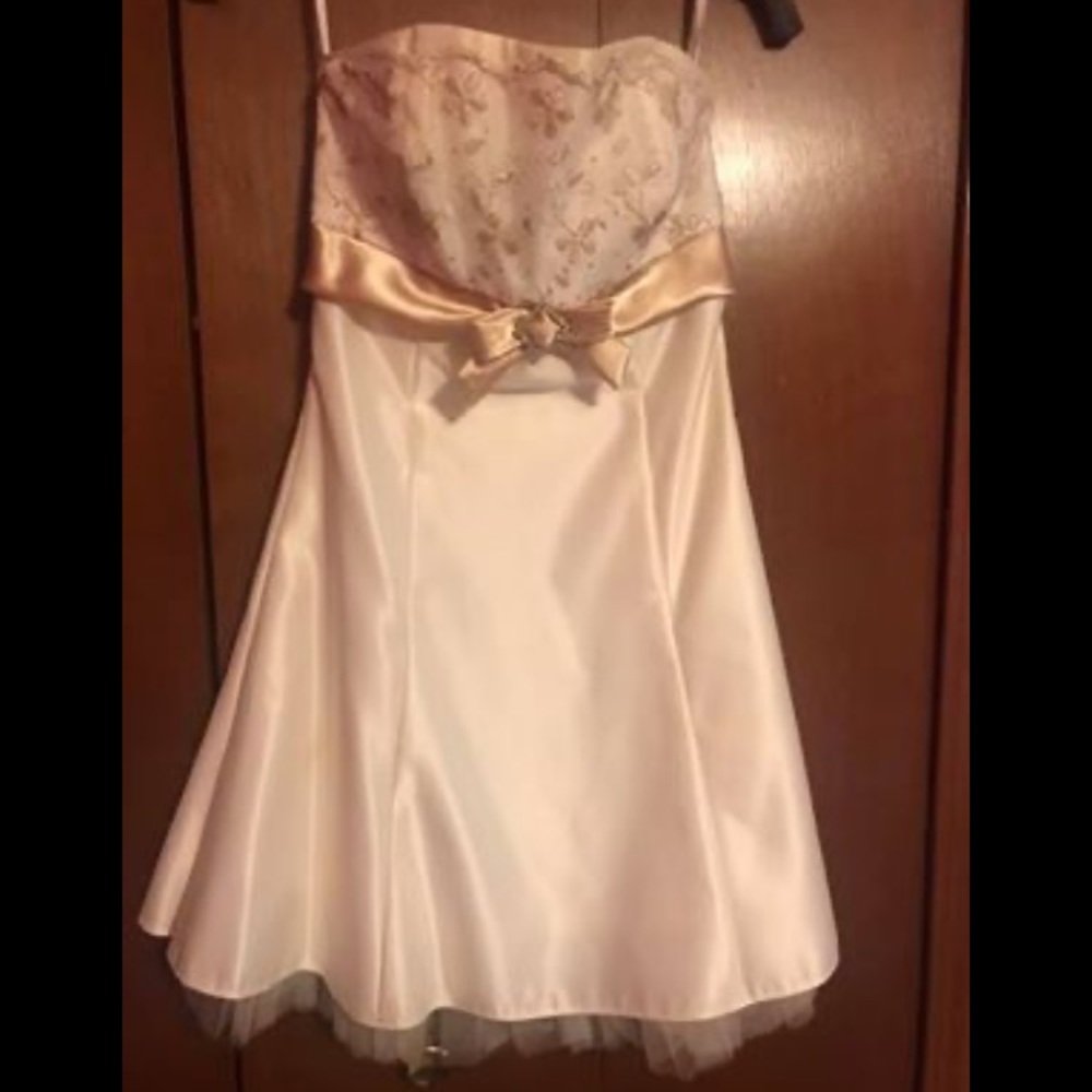 Semi-formal dress